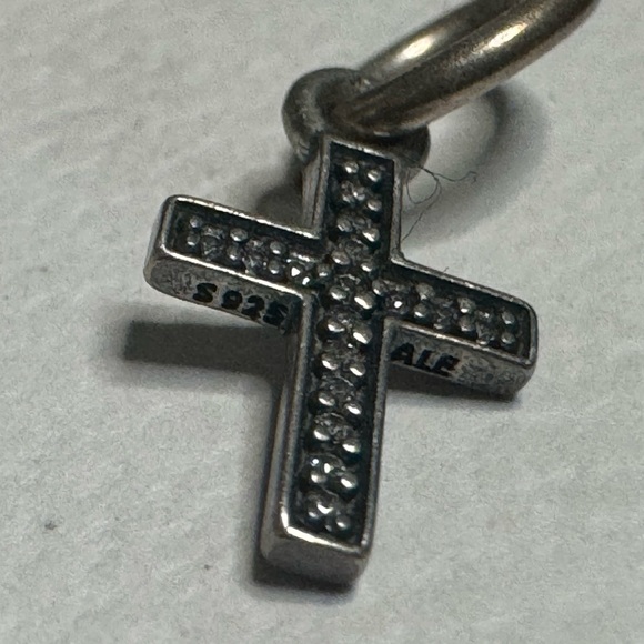 Authentic Pandora Cross Charm - Picture 3 of 3